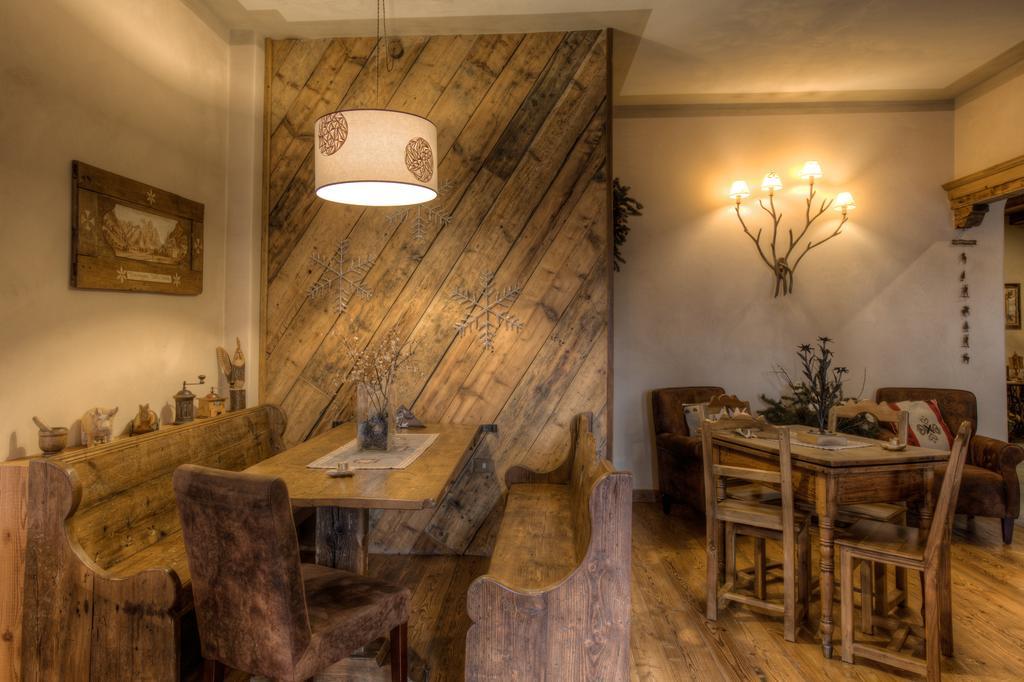 B&B Residence Checrouit Courmayeur Exterior foto